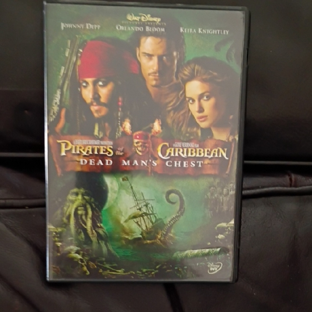 Disney's Pirates of the Caribbean DVD - Red & Green Cover